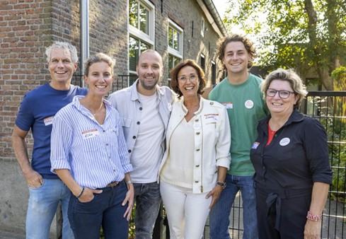 6 bazen van zorgpartijen op een rij